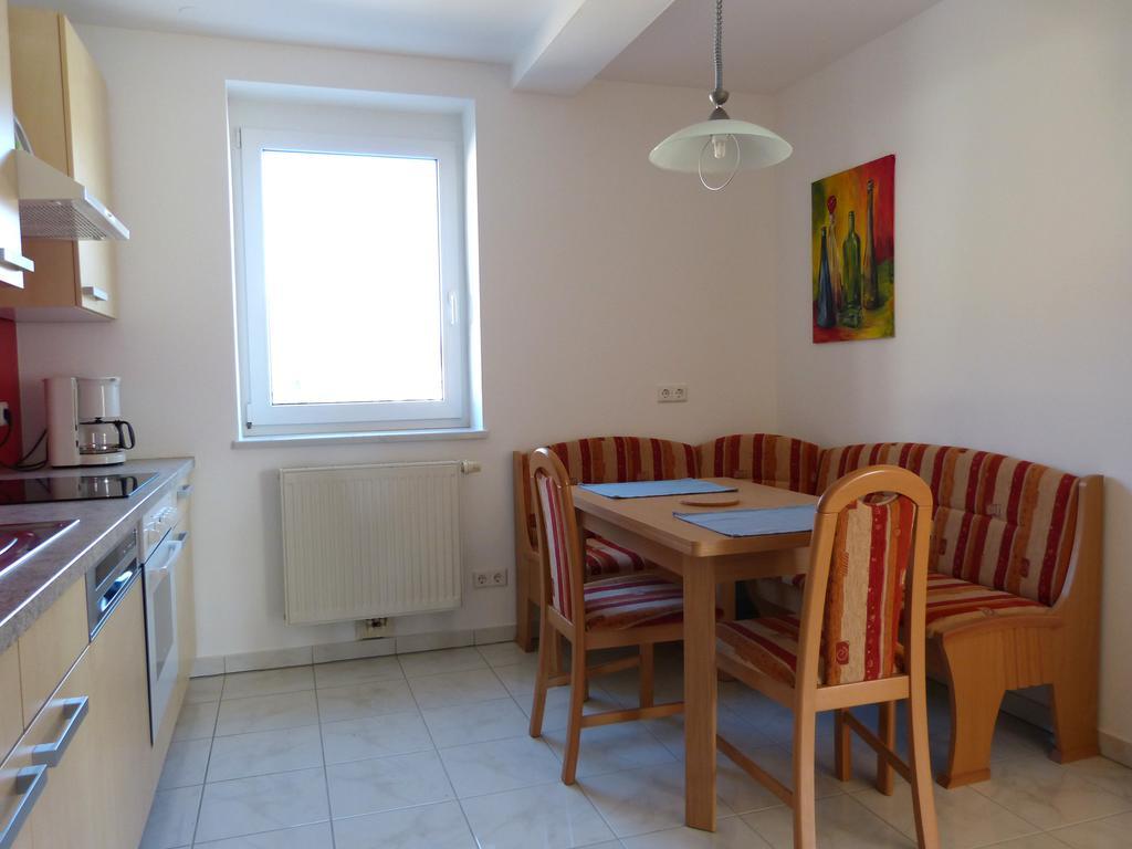 Ferienwohnung Kern Bodensdorf Habitación foto